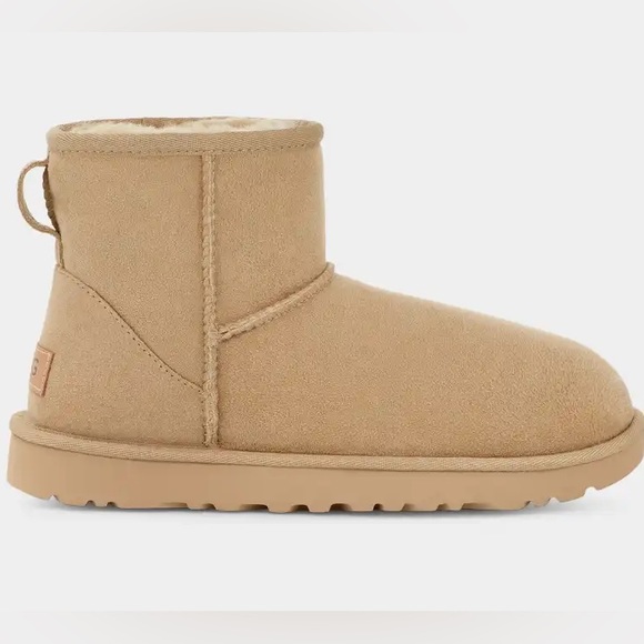 Ugg Classic Mini ii mustard seed NEW size 11 - Picture 2 of 12